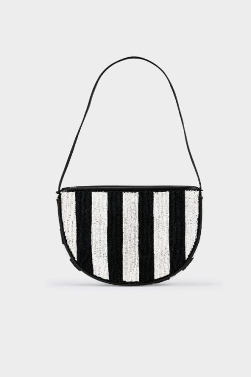 Monochromemuse.shop2e9b0240e4 3