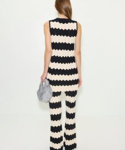 Monochromemuse.shop3a877b0b9d 5