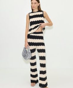 Monochromemuse.shop3a877b0b9d 6