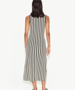 Monochromemuse.shop650e10c48c 3