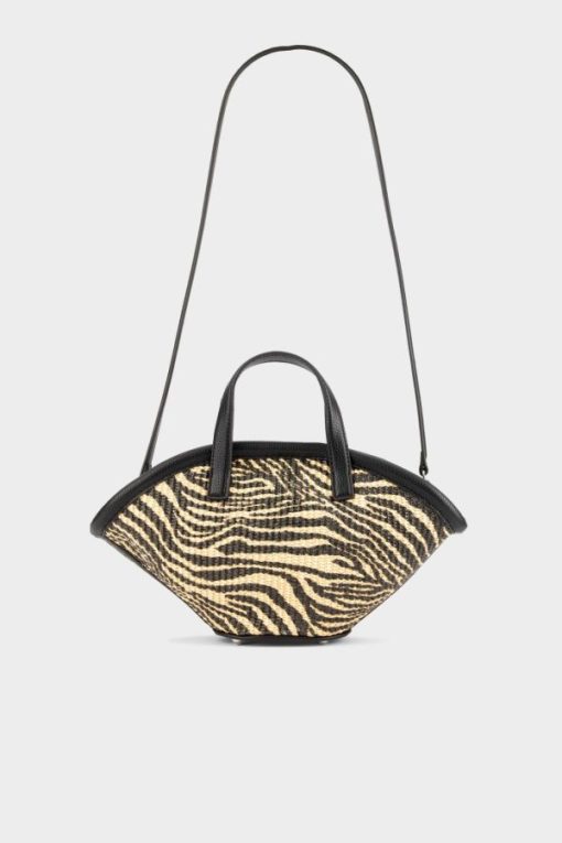 Monochromemuse.shop67defcb381 3