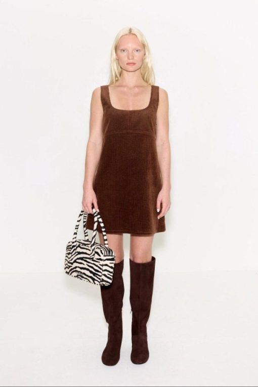 Monochromemuse.shop7951ee7af5 2