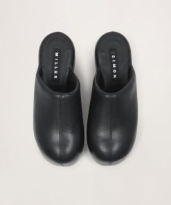 Monochromemuse.shop8645d9a702 2