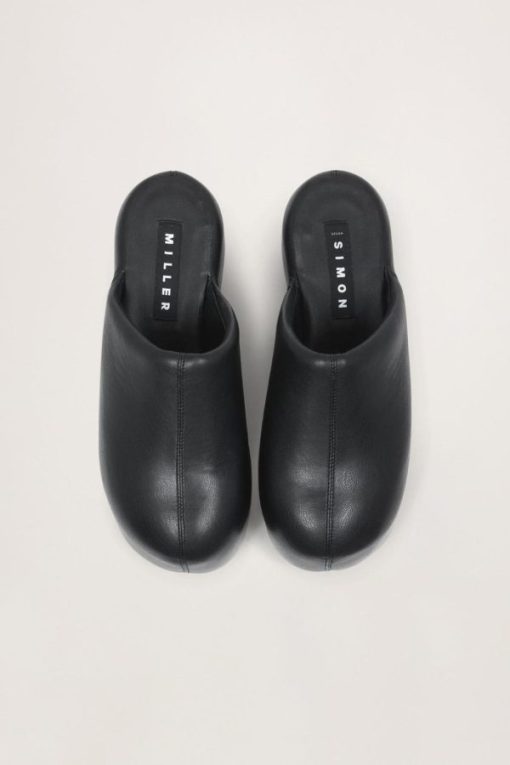 Monochromemuse.shop8645d9a702 2