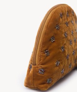 Monochromemuse.shop2176324a32 2