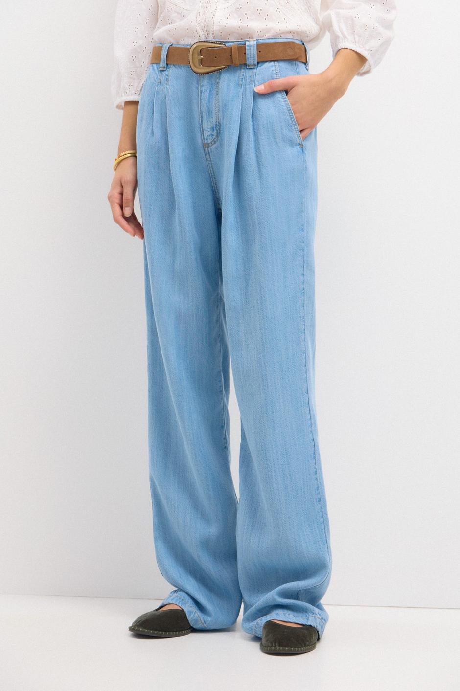 Monochromemuse.shop3888159734 2