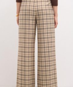 Monochromemuse.shop3fecf09dd9 4