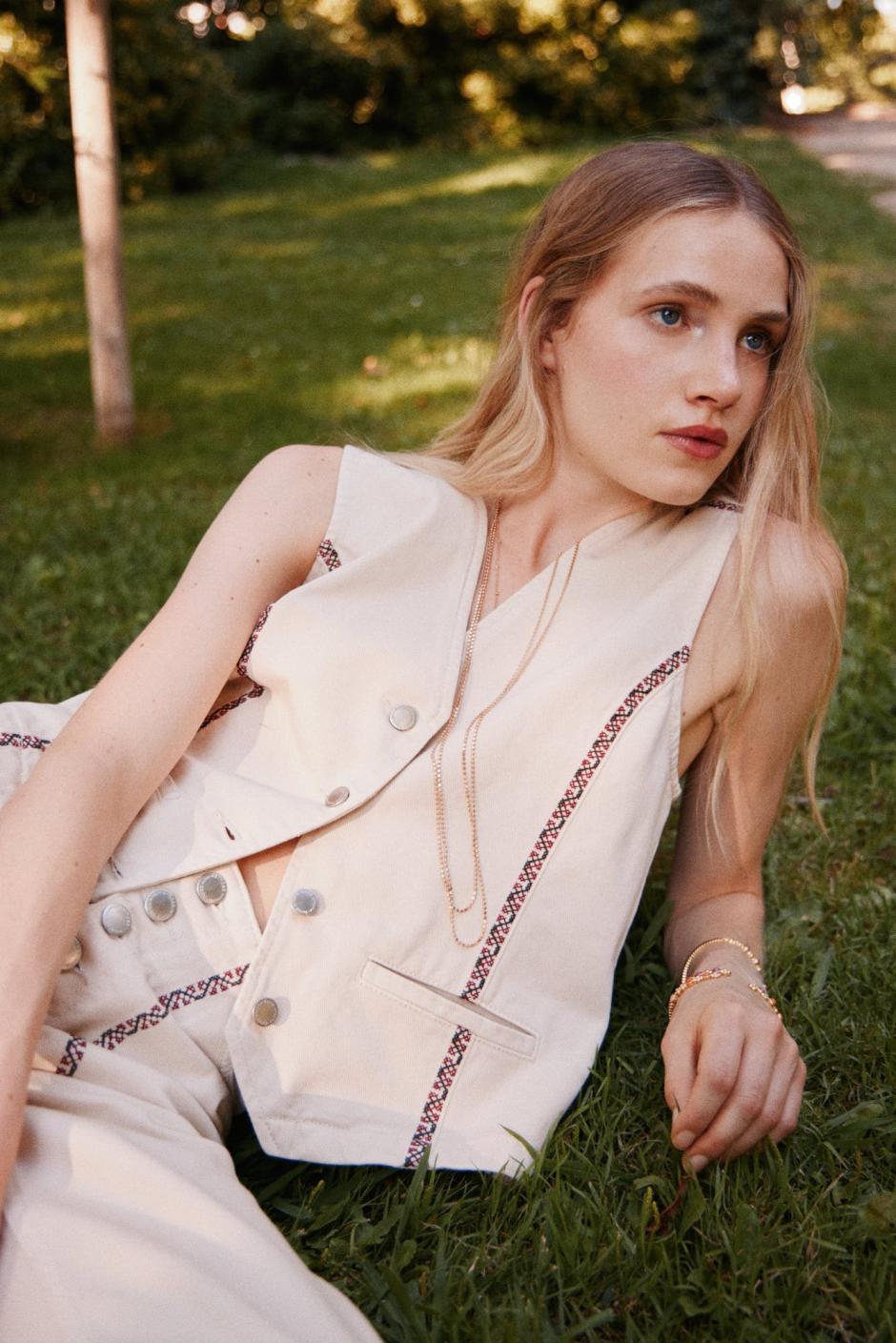 Monochromemuse.shop4246c8abf8 1