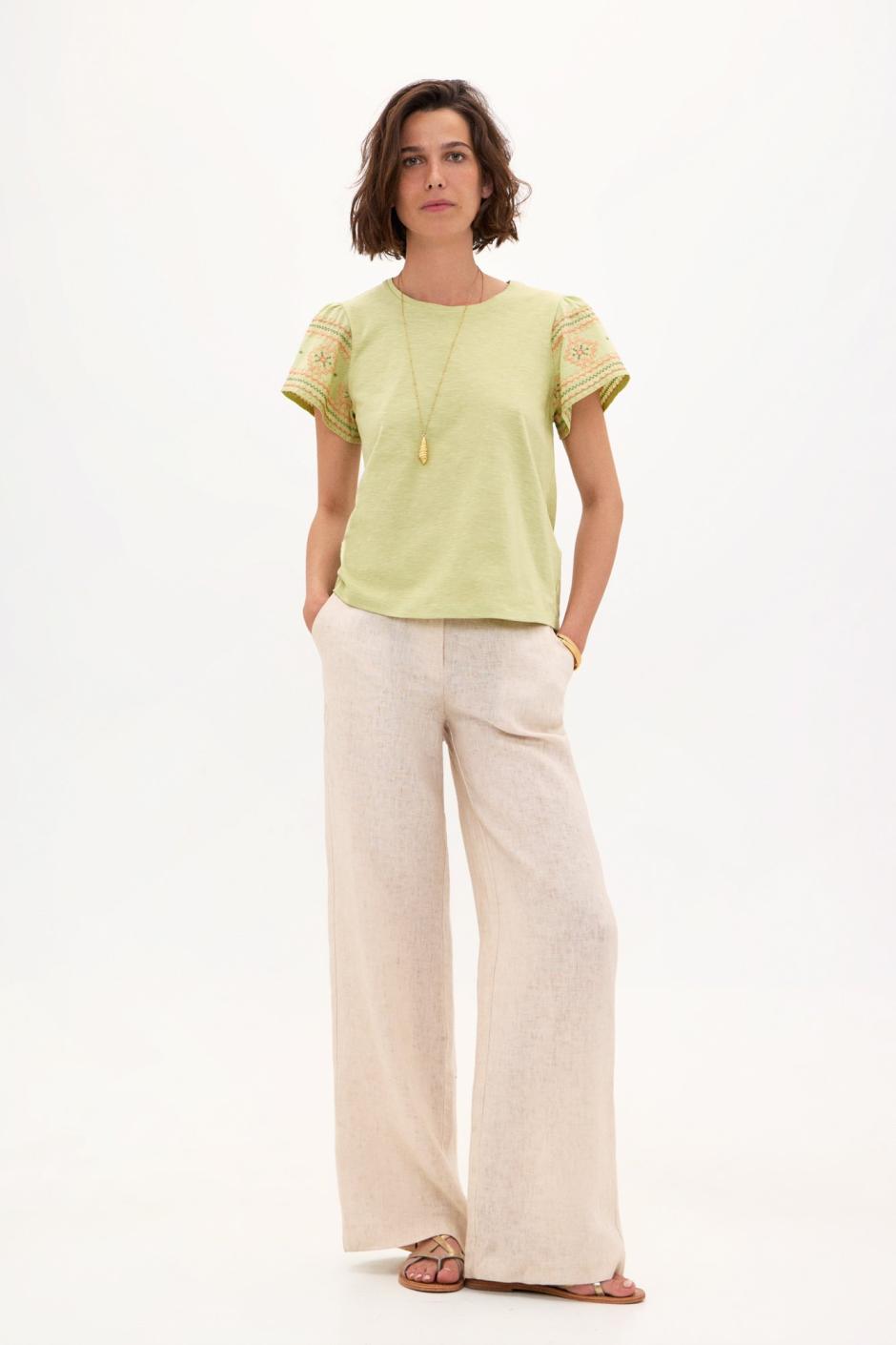 Monochromemuse.shop4e4becc349 3