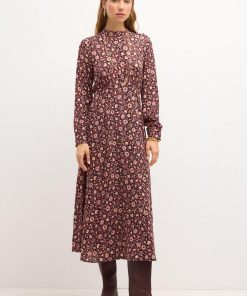 Monochromemuse.shop53046e5d77 3