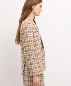 Monochromemuse.shop5516f5cdea 3