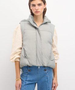 Monochromemuse.shop5dc3653210 1