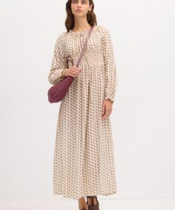 Monochromemuse.shop6128c8df26 1