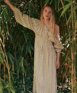 Monochromemuse.shop6128c8df26 3