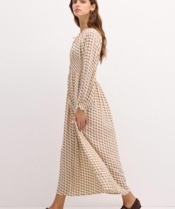 Monochromemuse.shop6128c8df26 5