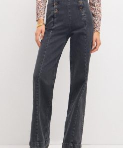 Monochromemuse.shop8e874f8b7a 4