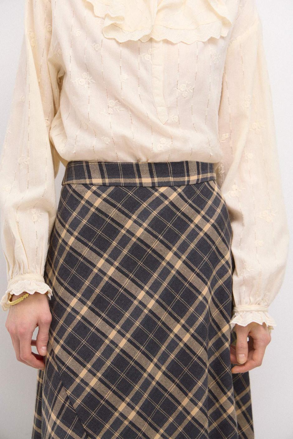 Monochromemuse.shop924593ec17 4