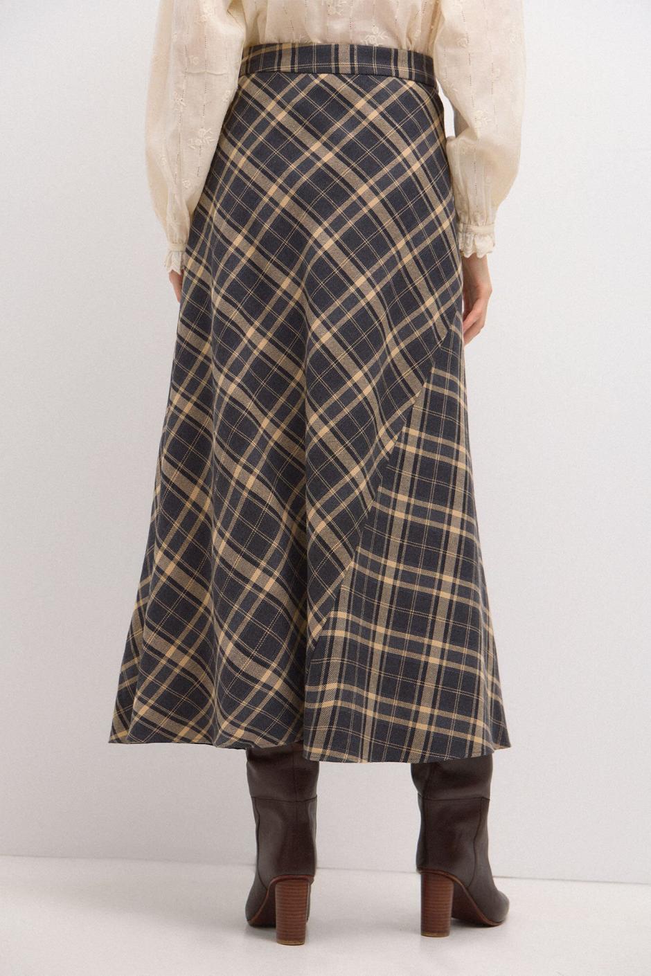 Monochromemuse.shop924593ec17 5