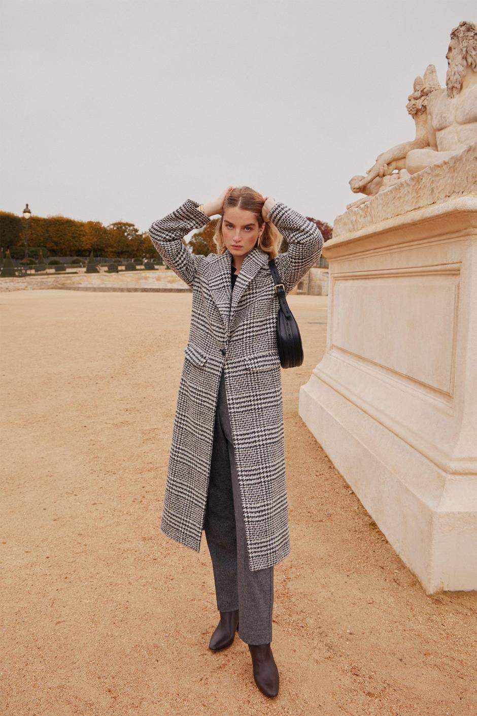 Monochromemuse.shopb51c71d120 1