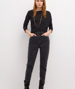 Monochromemuse.shopb854f287bc 3