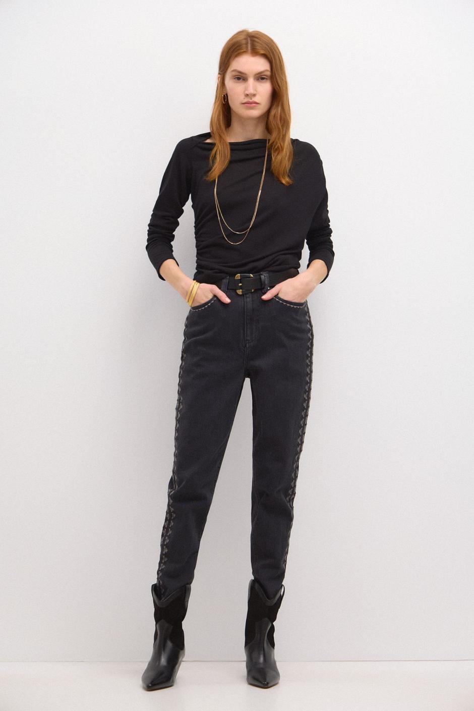 Monochromemuse.shopb854f287bc 3