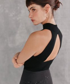 Monochromemuse.shopd499dd6390 5