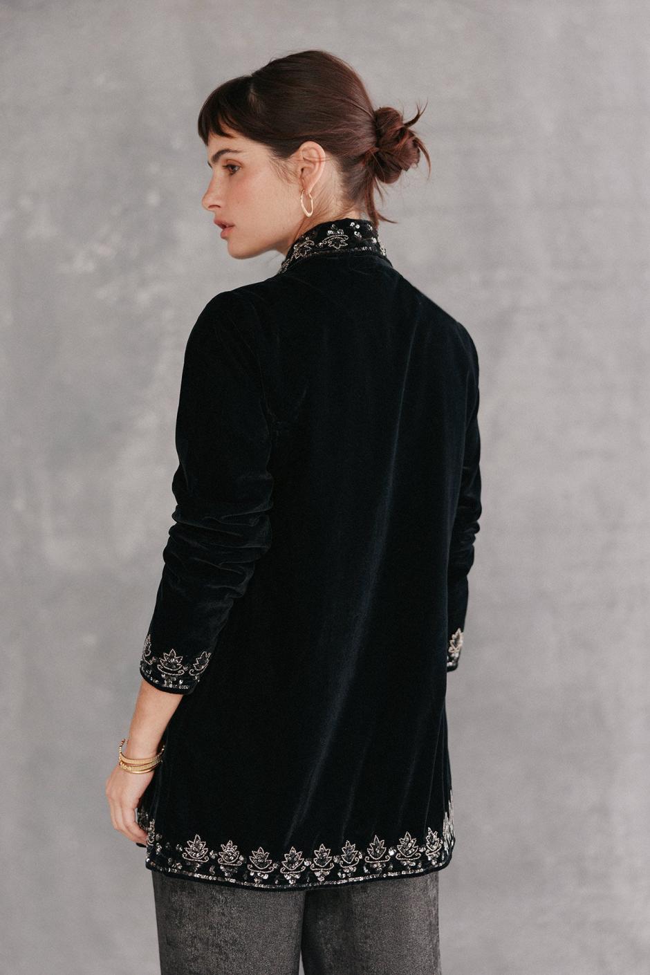 Monochromemuse.shopd6557b90e1 5