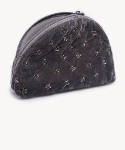 Monochromemuse.shope7522ebf7d 4