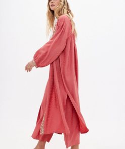 Monochromemuse.shope842b1b2b7 2