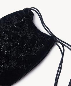 Monochromemuse.shope99e952fdc 2