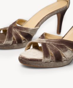 Monochromemuse.shopea3db5d65b 4