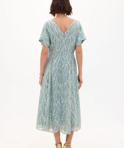 Monochromemuse.shopf70b0ffe4f 4